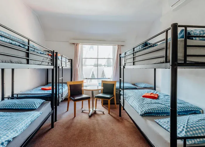 Familien-Zimmer
